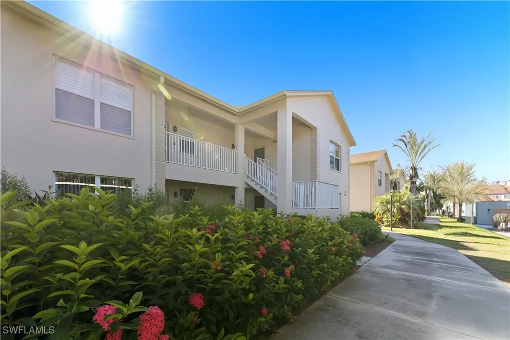 326 Bradstrom Circle Naples FL 34113