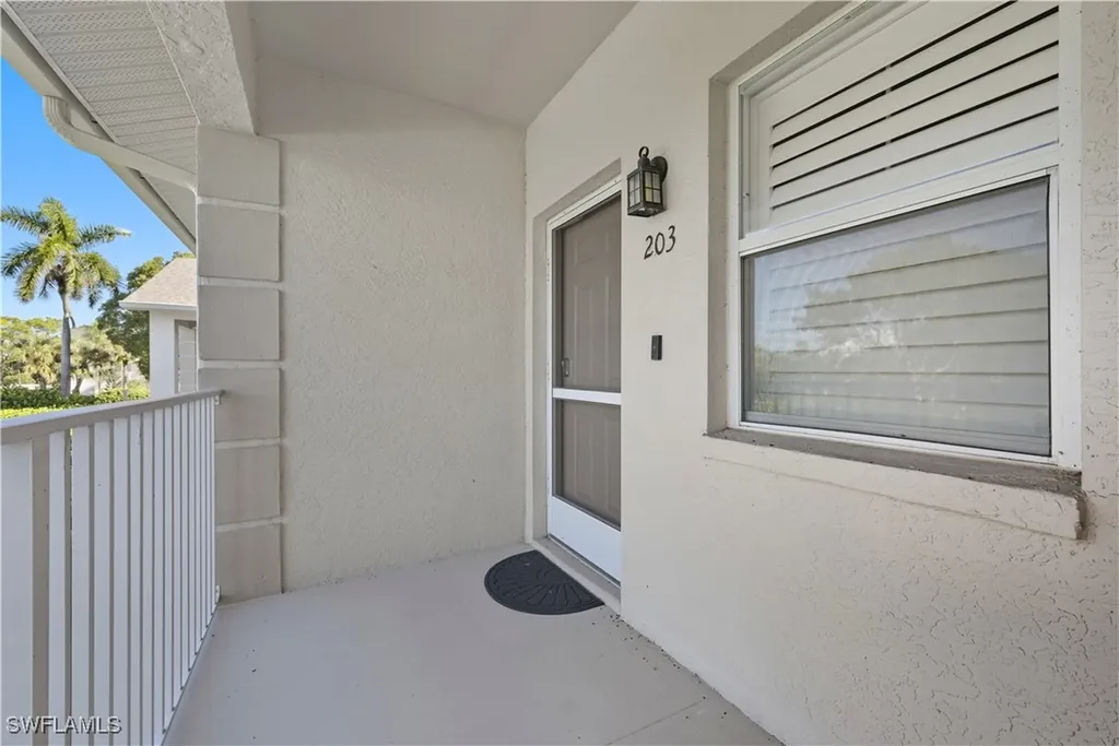 326 Bradstrom Circle Naples FL 34113