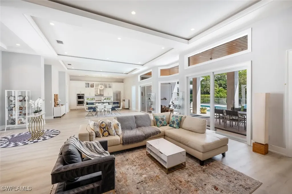 9240 The Lane Naples FL 34109