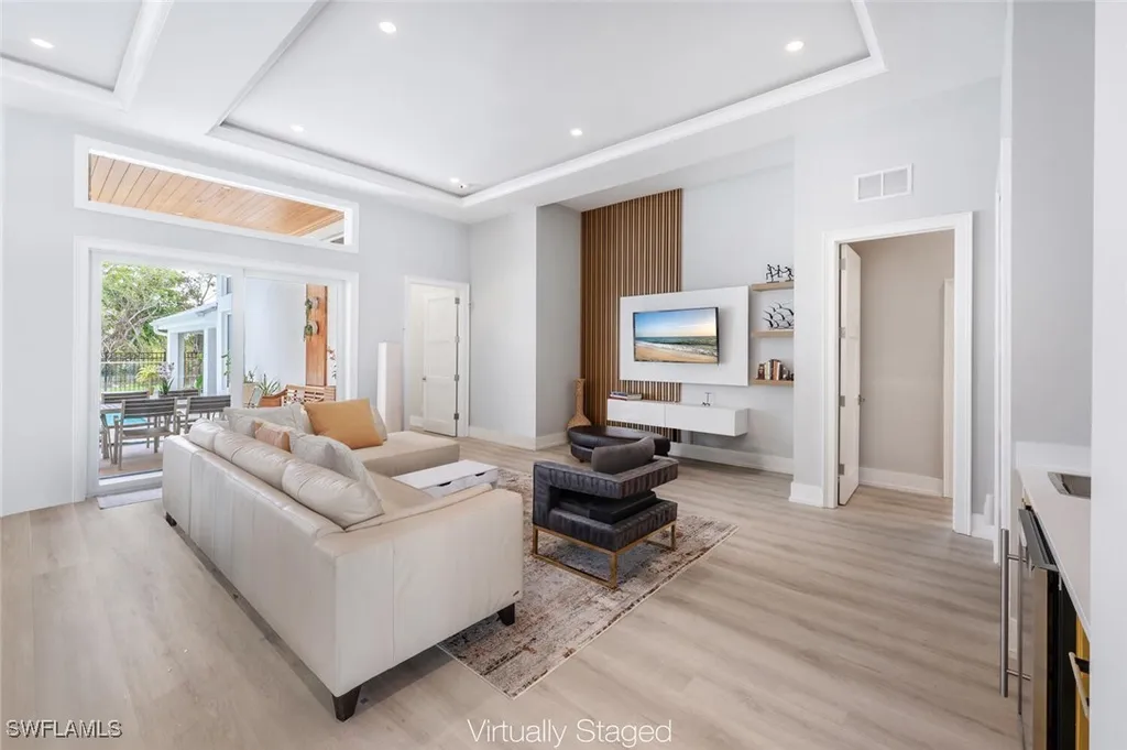 9240 The Lane Naples FL 34109