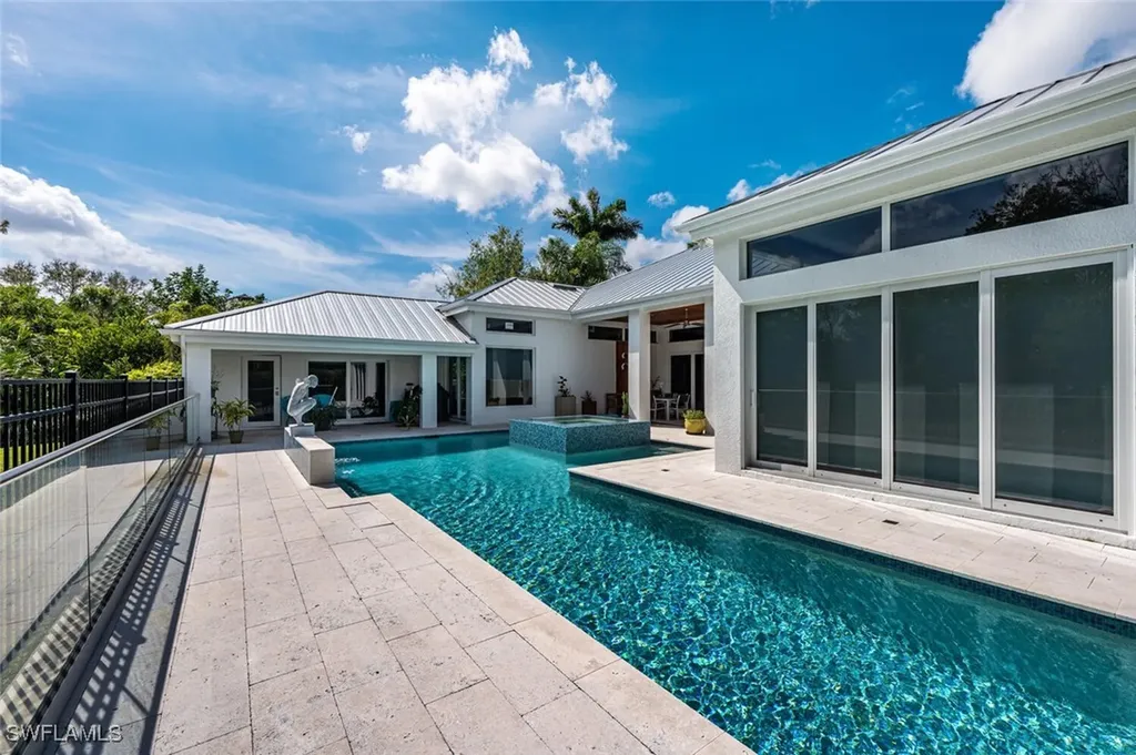 9240 The Lane Naples FL 34109