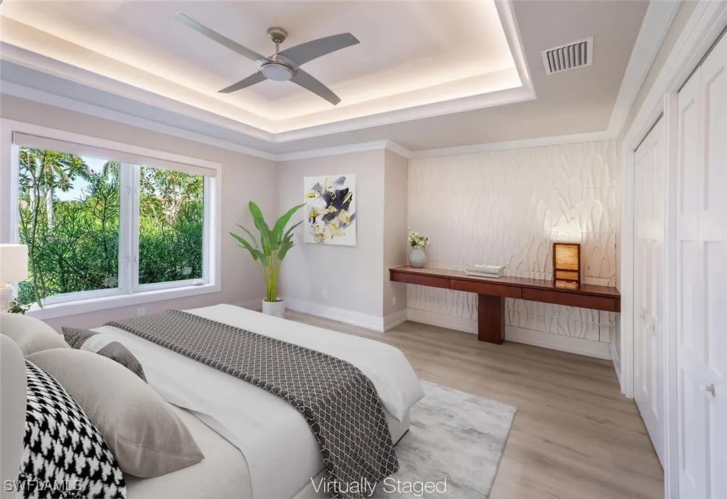 9240 The Lane Naples FL 34109