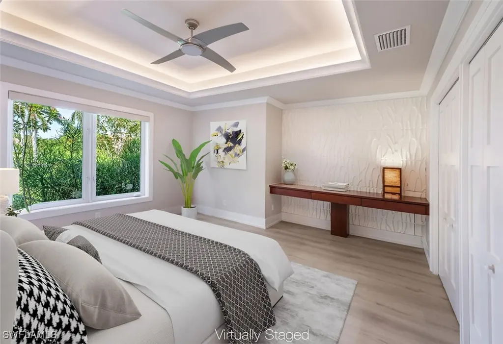 9240 The Lane Naples FL 34109