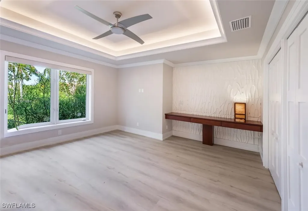 9240 The Lane Naples FL 34109