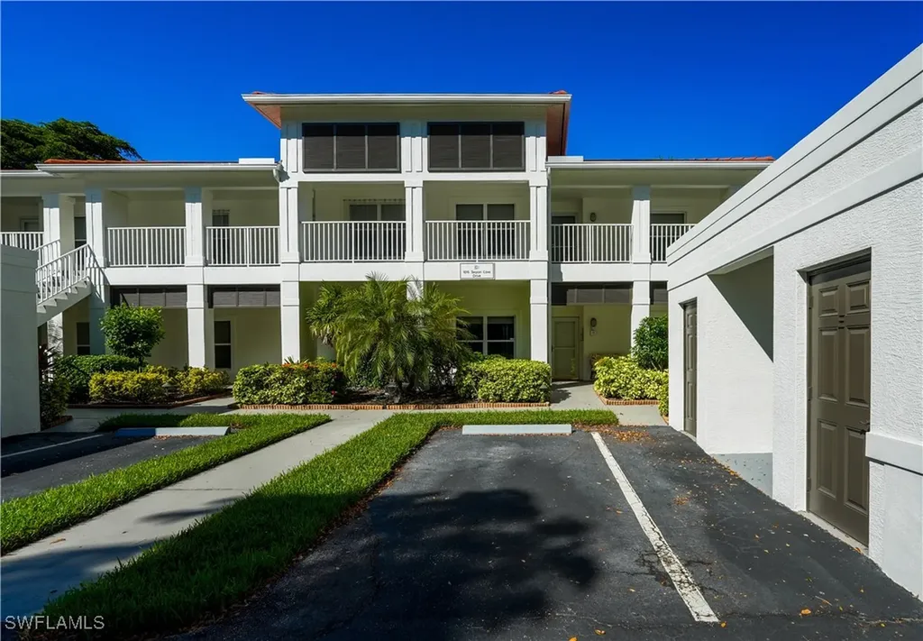 1015 Tarpon Cove Drive Naples FL 34110