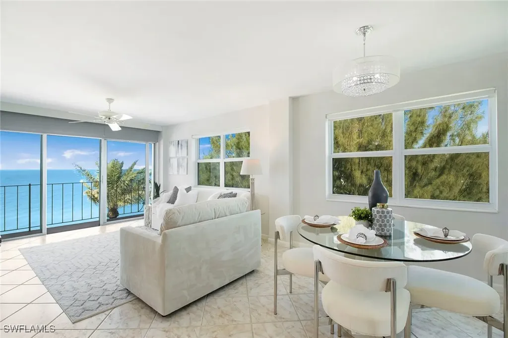 2011 Gulf Shore Boulevard N Naples FL 34102