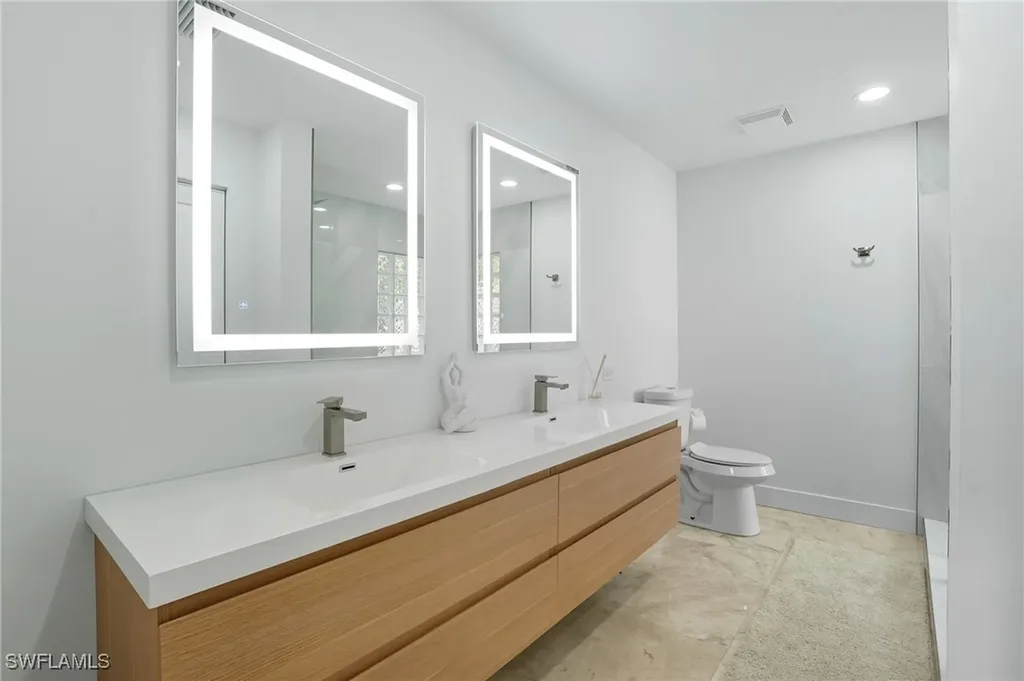 5122 Starfish Avenue Naples FL 34103