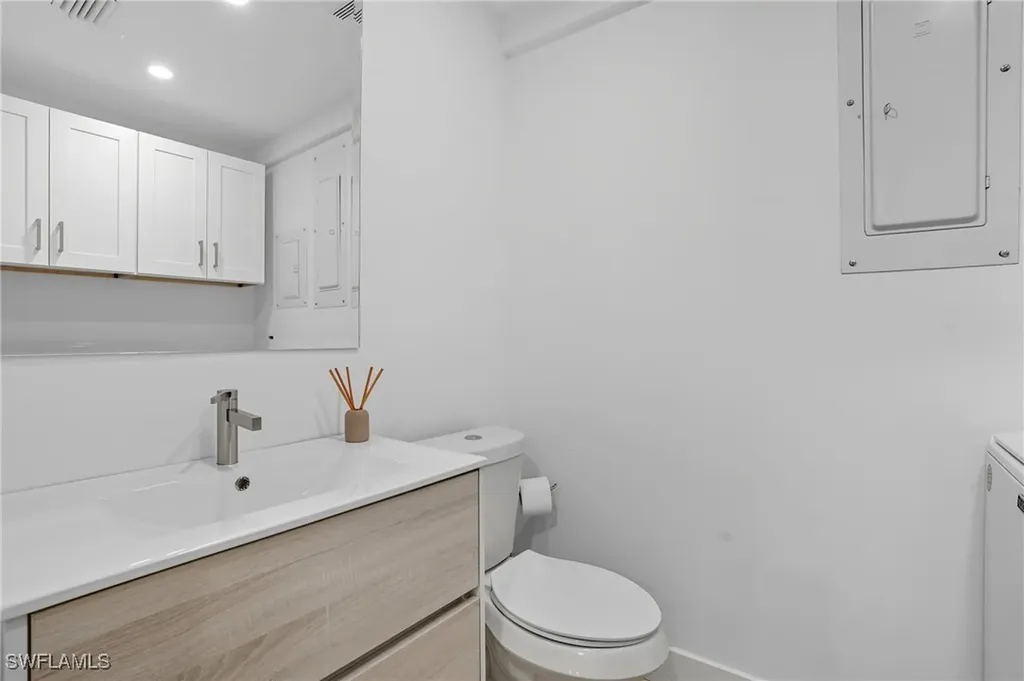 5122 Starfish Avenue Naples FL 34103