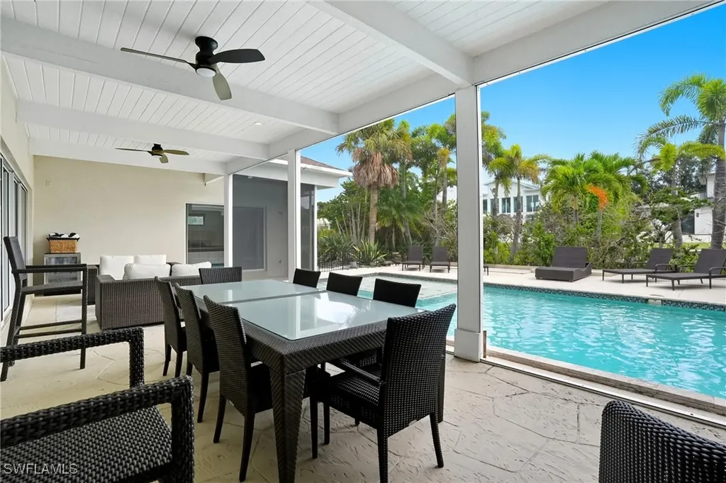 5122 Starfish Avenue Naples FL 34103