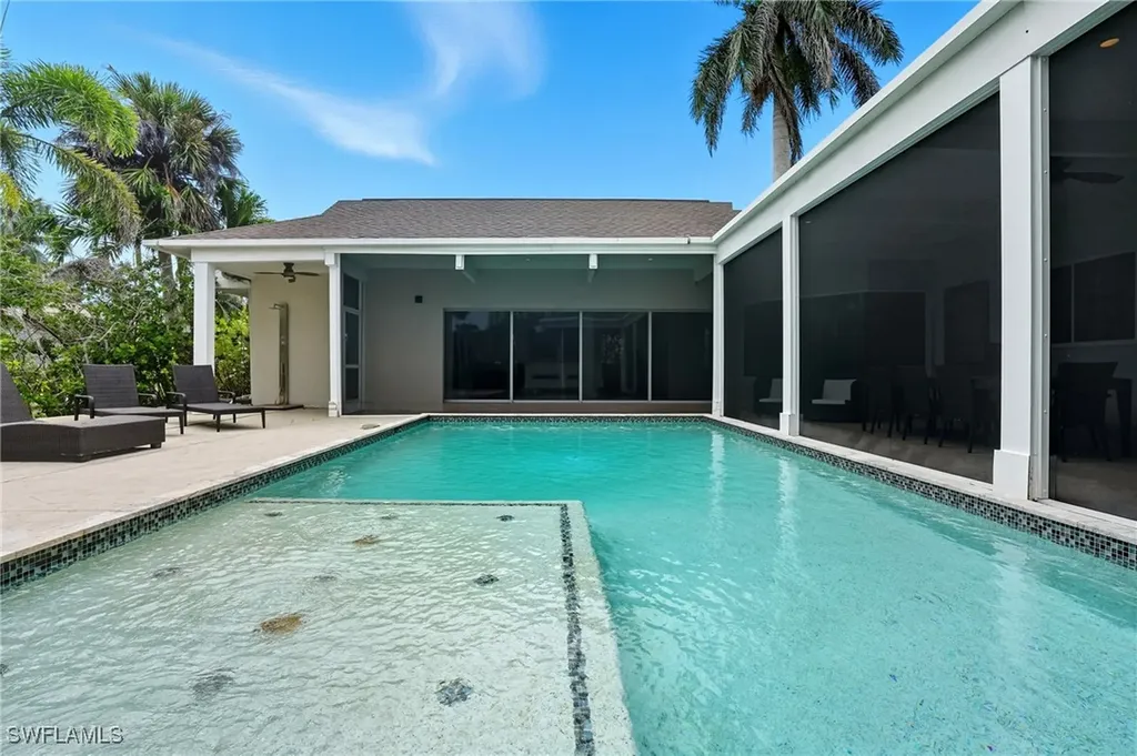 5122 Starfish Avenue Naples FL 34103