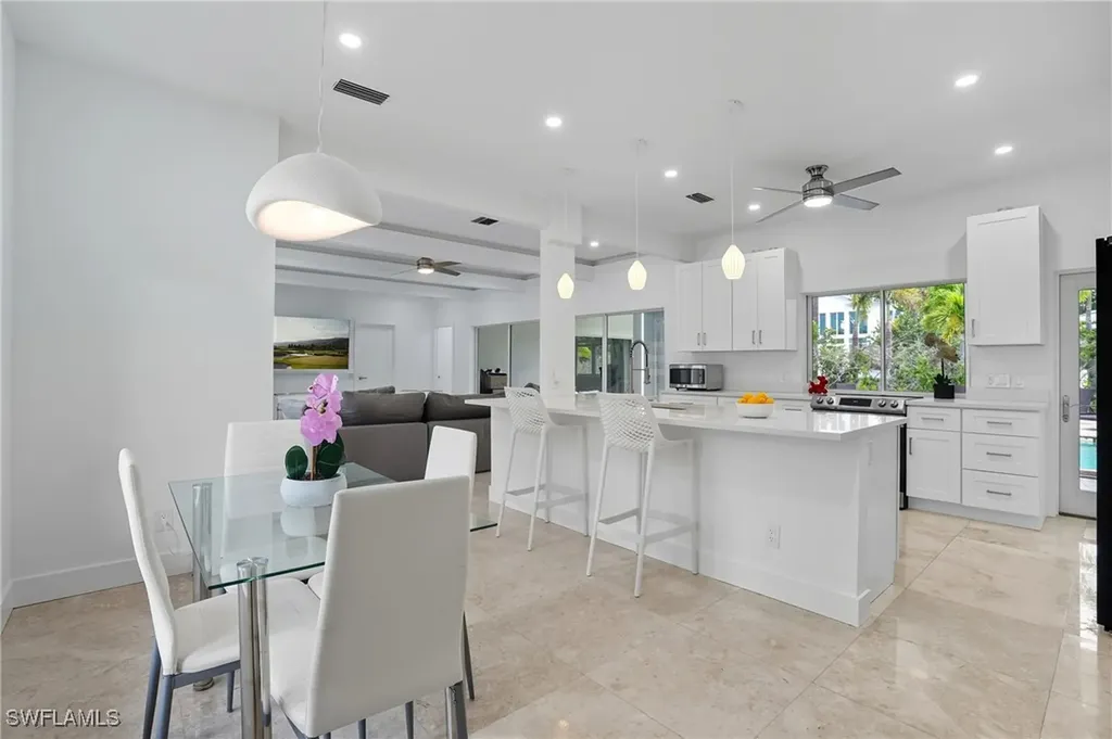 5122 Starfish Avenue Naples FL 34103