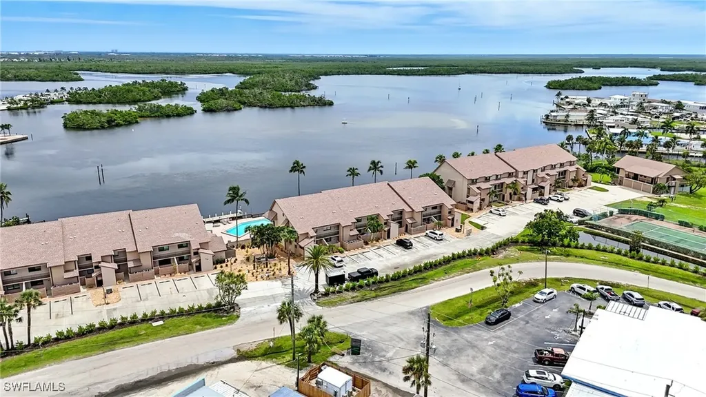 896 Buttonwood Drive Fort Myers Beach FL 33931