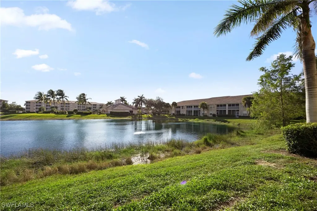 8550 Kingbird Loop Estero FL 33967