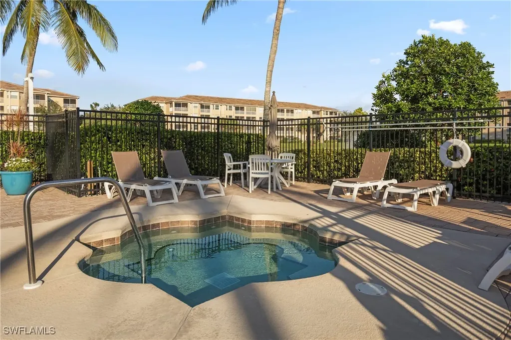 8550 Kingbird Loop Estero FL 33967