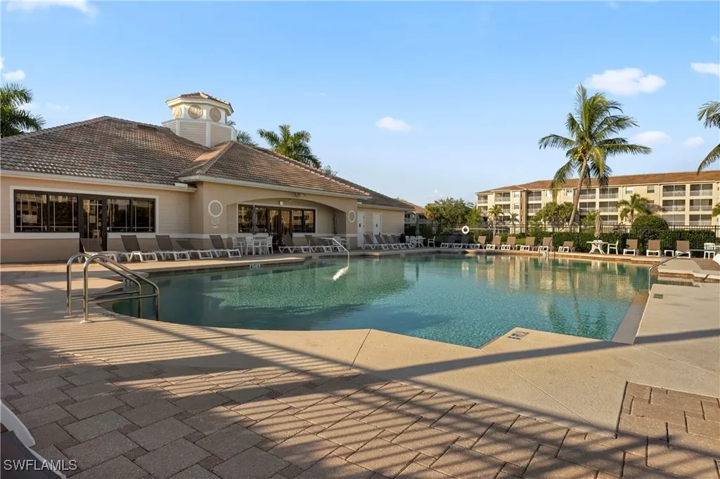 8550 Kingbird Loop Estero FL 33967