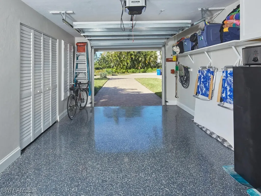 575 Park Shore Drive Naples FL 34103
