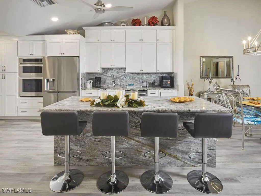 575 Park Shore Drive Naples FL 34103