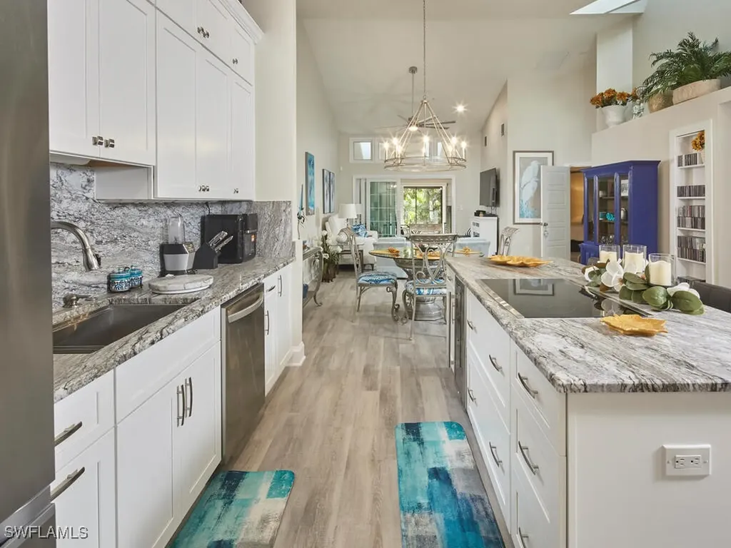 575 Park Shore Drive Naples FL 34103