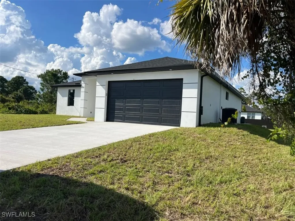 3304 67th Street W Lehigh Acres FL 33971