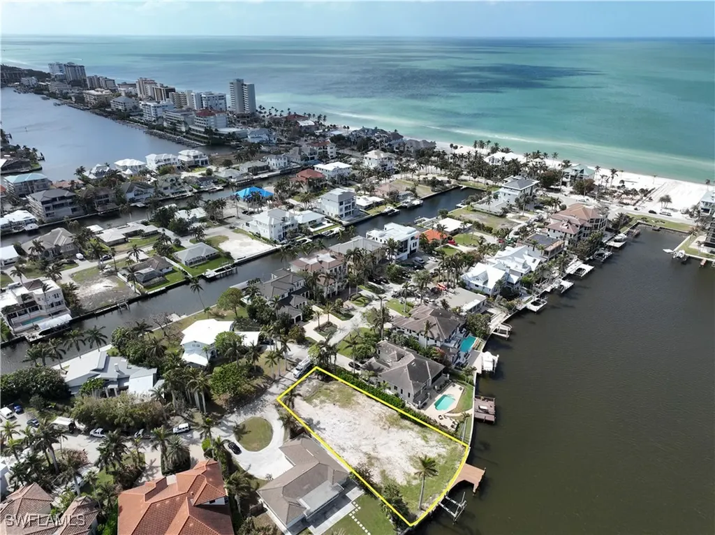 191 Seabreeze Avenue Naples FL 34108