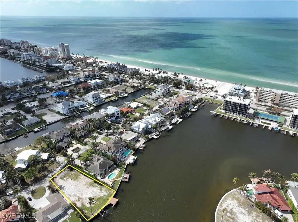 191 Seabreeze Avenue Naples FL 34108