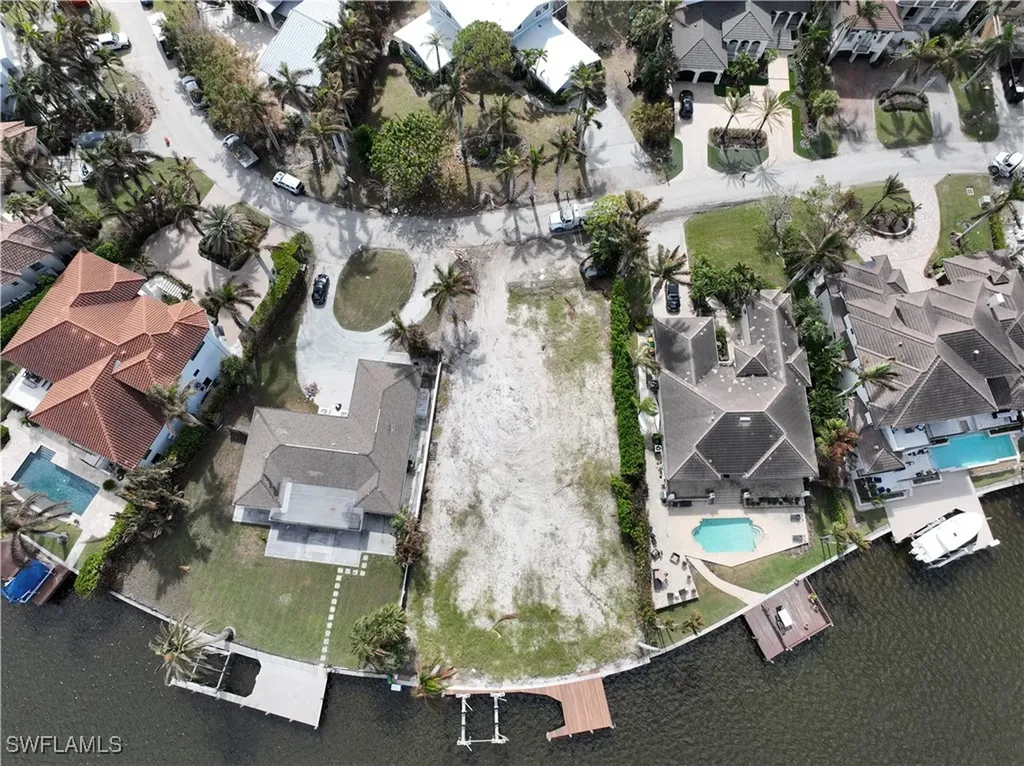 191 Seabreeze Avenue Naples FL 34108