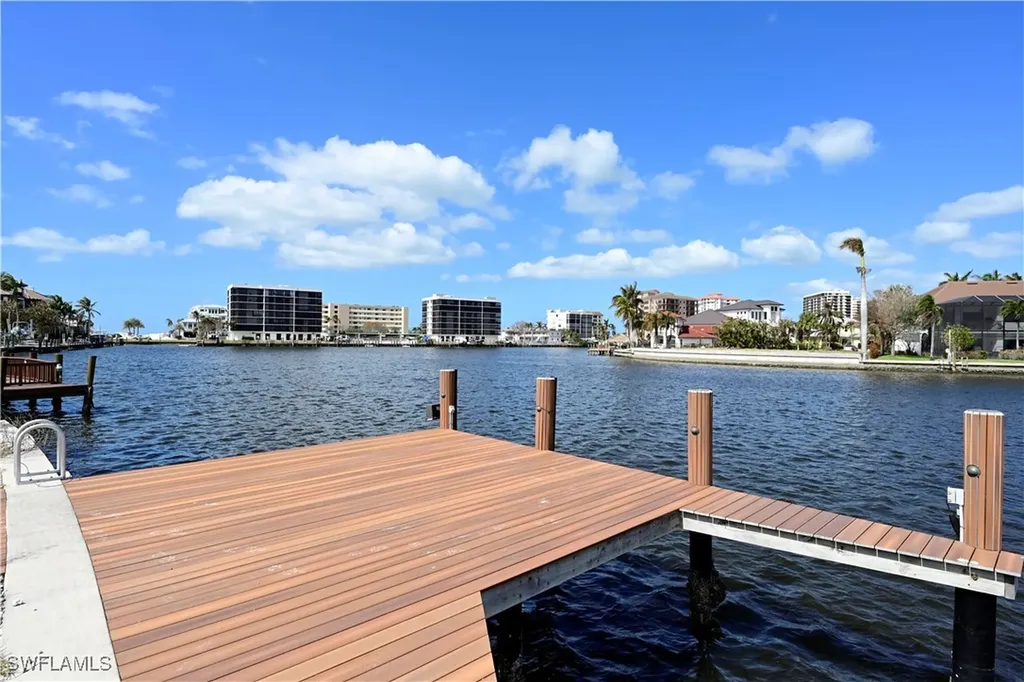 191 Seabreeze Avenue Naples FL 34108