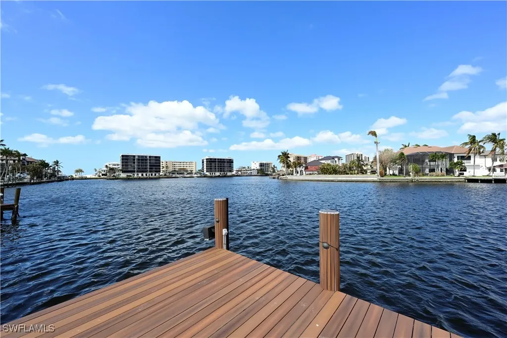 191 Seabreeze Avenue Naples FL 34108