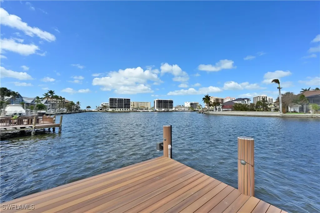 191 Seabreeze Avenue Naples FL 34108