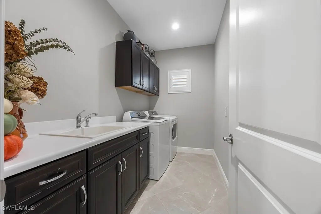 4584 Centaurus Circle Naples FL 34120