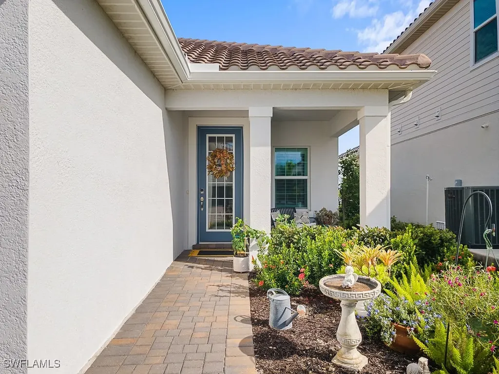 4584 Centaurus Circle Naples FL 34120