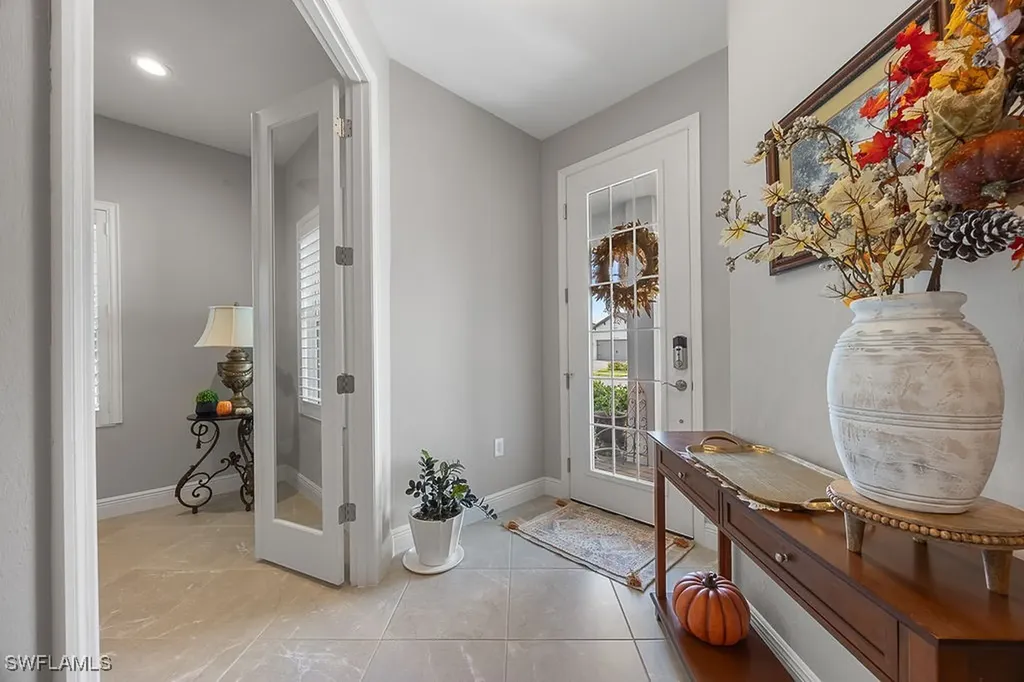 4584 Centaurus Circle Naples FL 34120