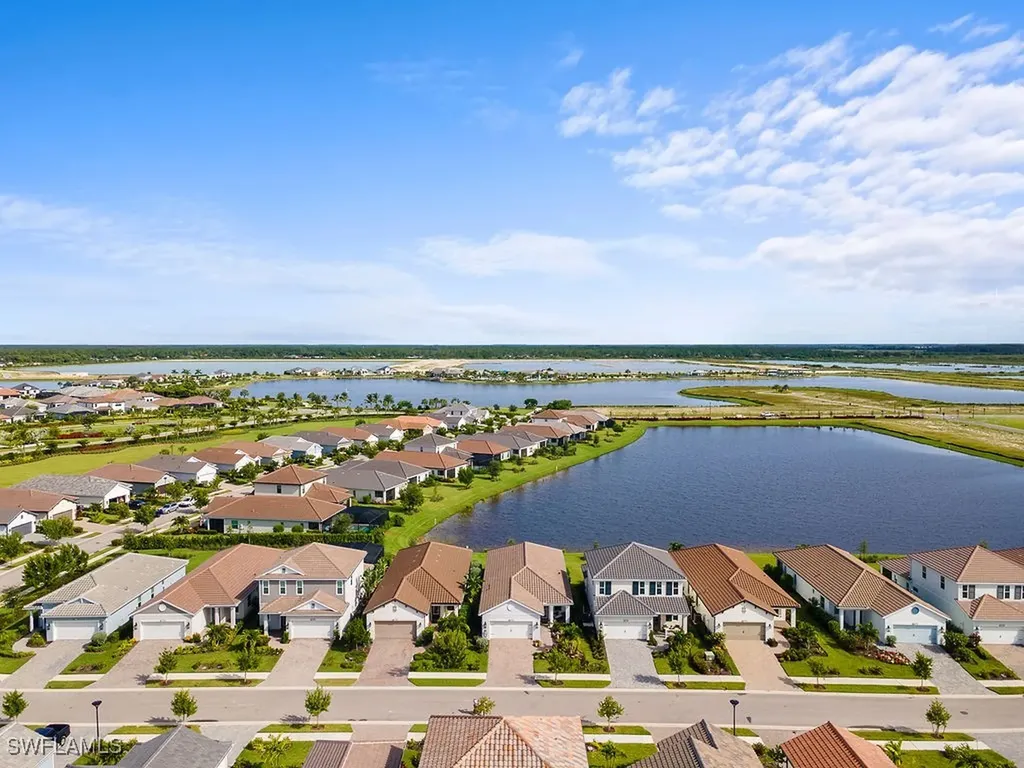 4584 Centaurus Circle Naples FL 34120