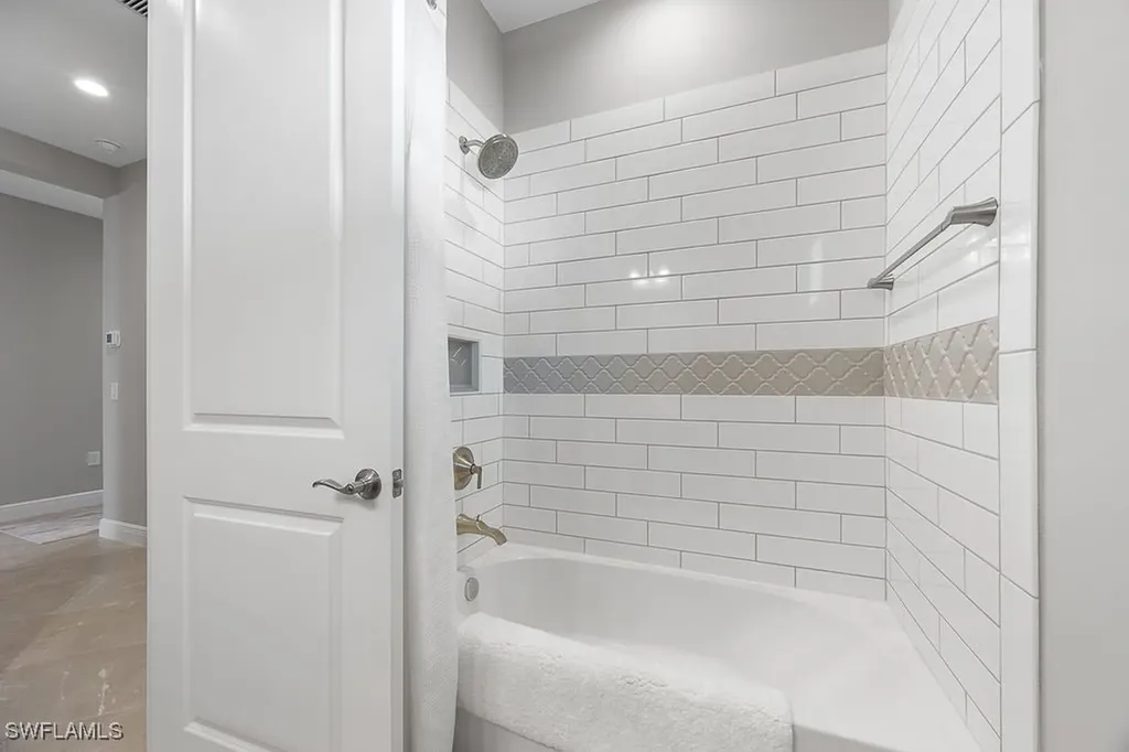 4584 Centaurus Circle Naples FL 34120