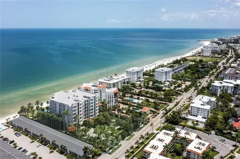 1121 Gulf Shore Boulevard N Naples FL 34102