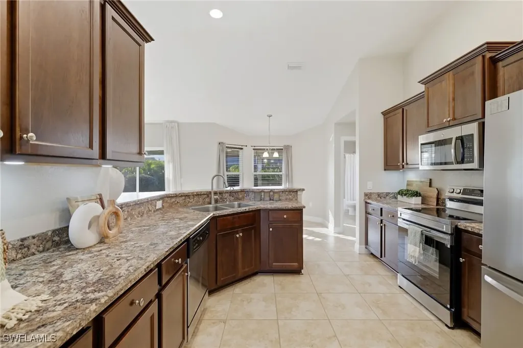 1330 NW 7th Avenue Cape Coral FL 33993