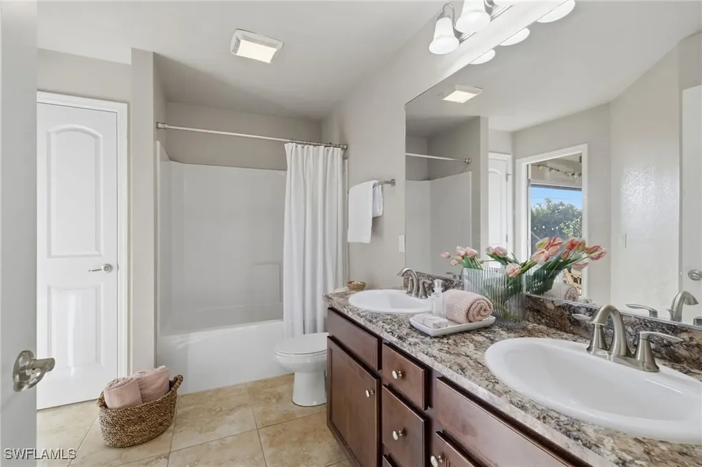 1330 NW 7th Avenue Cape Coral FL 33993