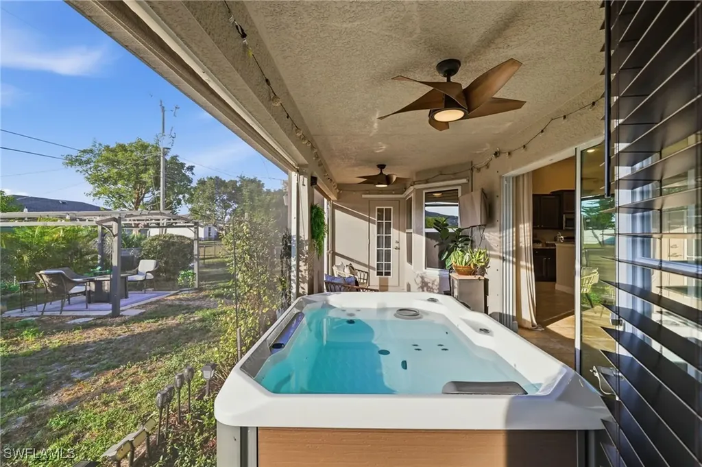 1330 NW 7th Avenue Cape Coral FL 33993