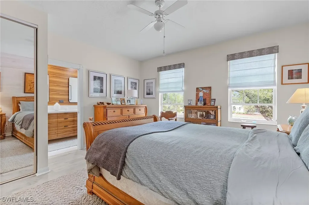 5677 Cove Circle Naples FL 34119