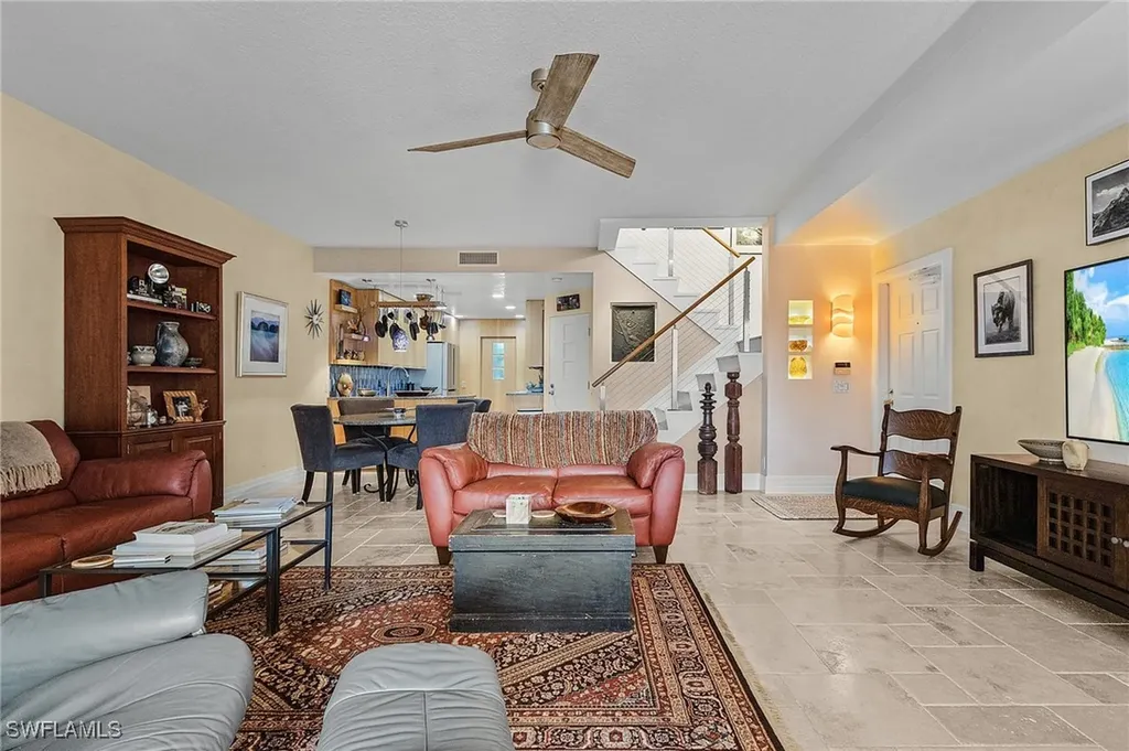 5677 Cove Circle Naples FL 34119