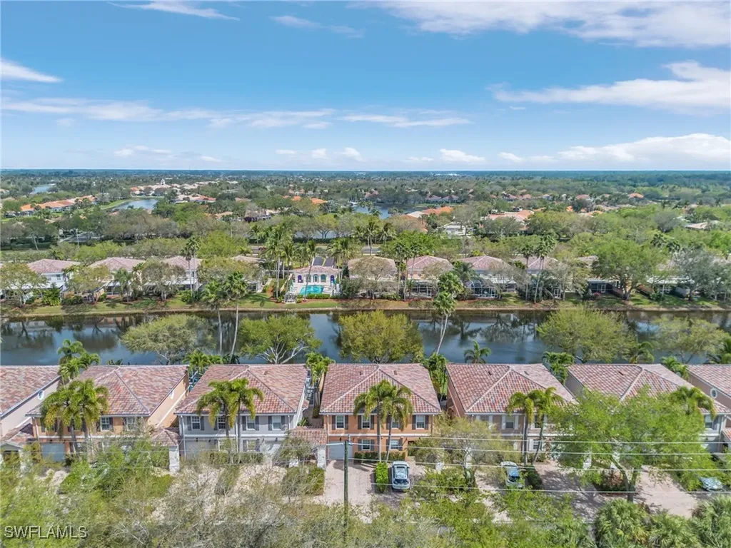 5677 Cove Circle Naples FL 34119