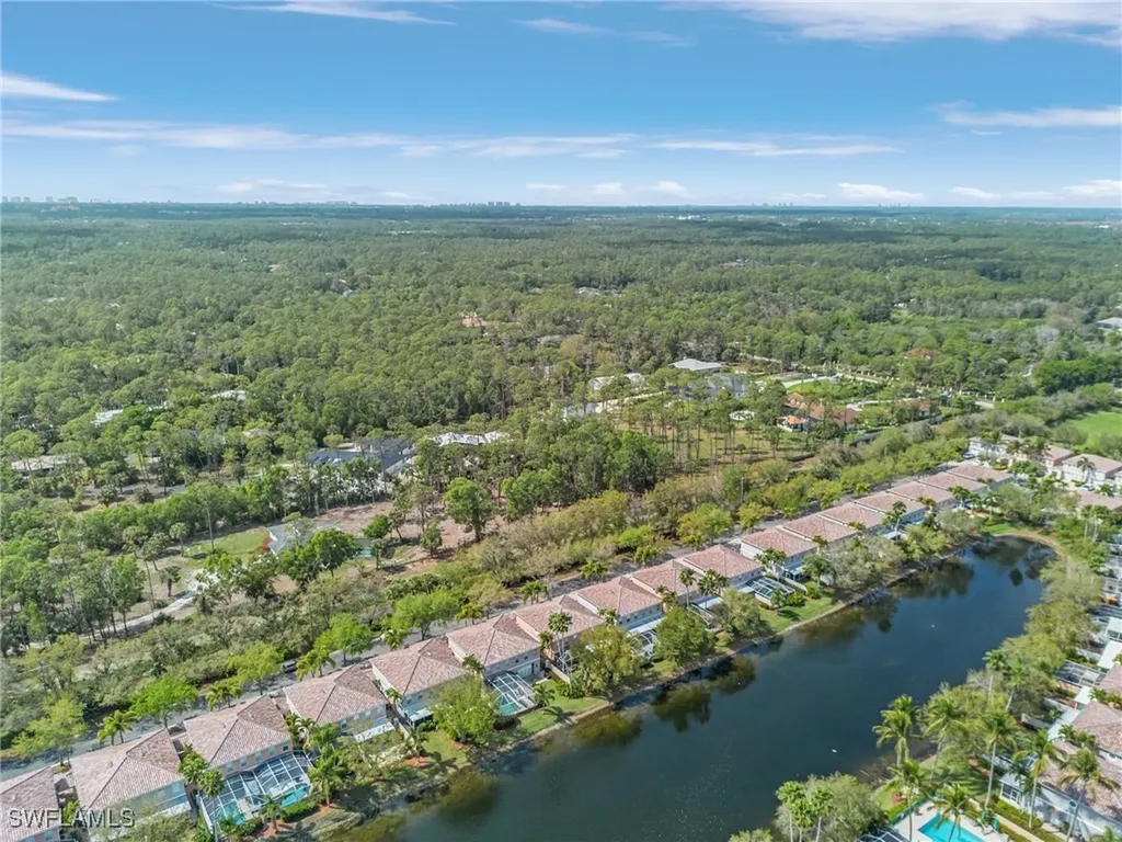 5677 Cove Circle Naples FL 34119