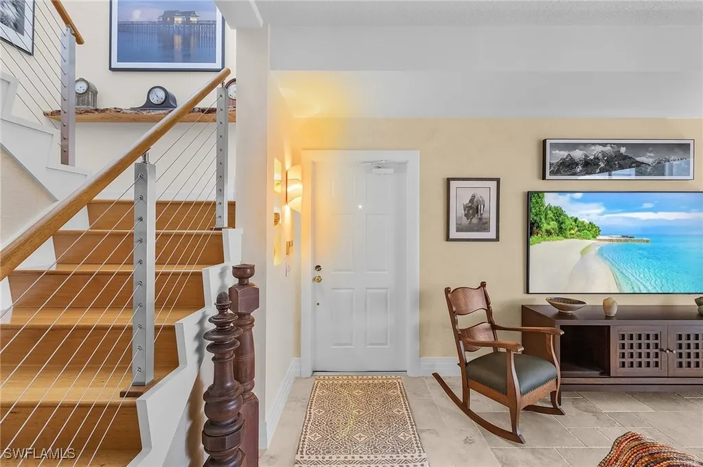 5677 Cove Circle Naples FL 34119