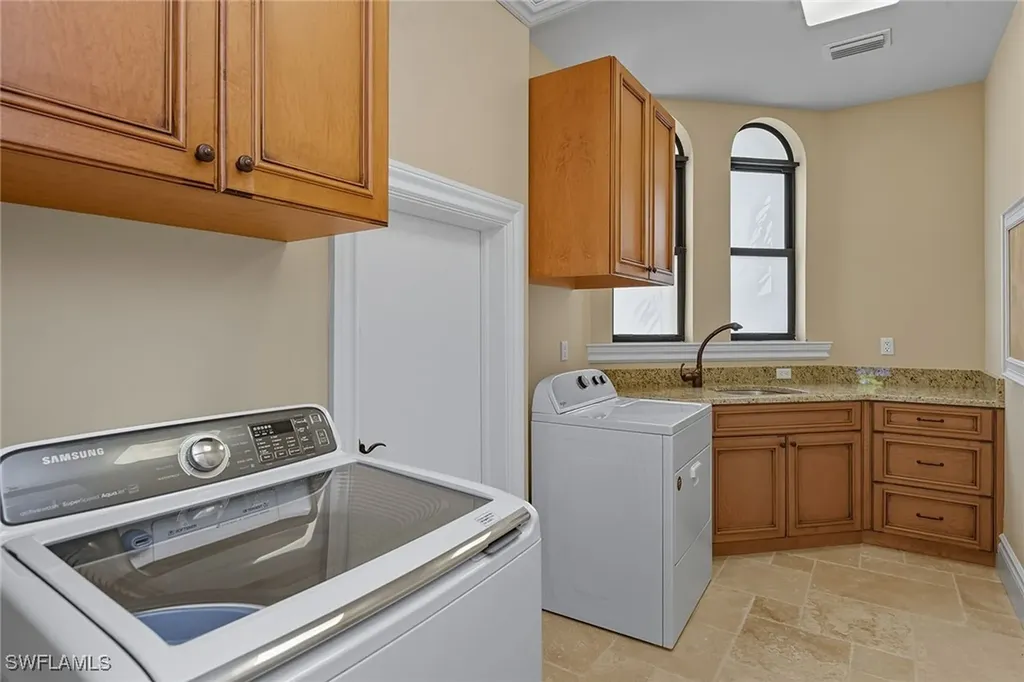 1850 Apataki Court Marco Island FL 34145