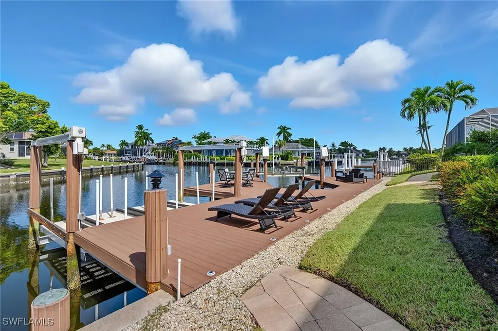 1850 Apataki Court Marco Island FL 34145
