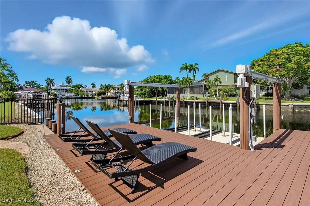 1850 Apataki Court Marco Island FL 34145