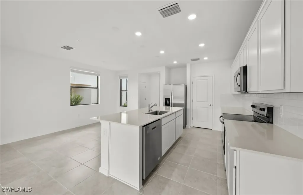 1636 Lake Jessup Circle Cape Coral FL 33909