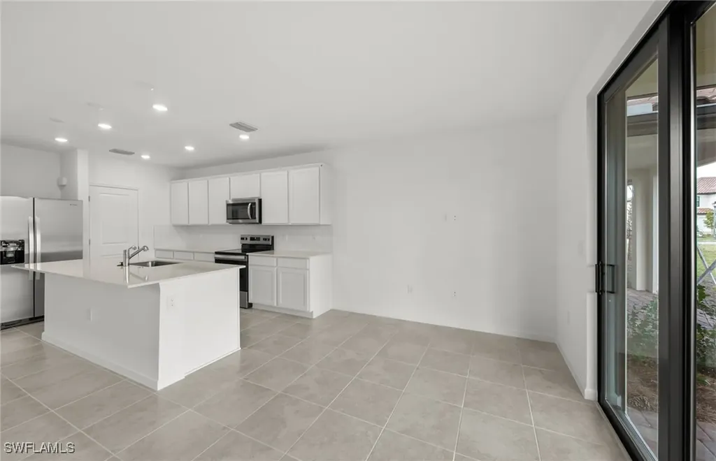 1636 Lake Jessup Circle Cape Coral FL 33909