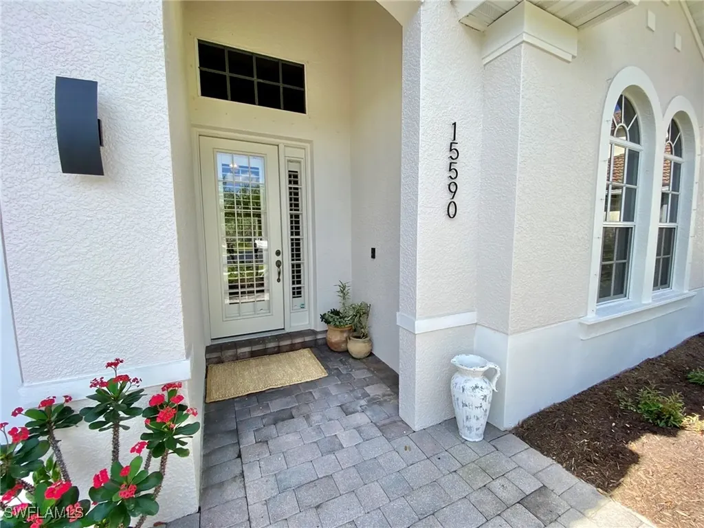15590 Vallecas Lane Naples FL 34110