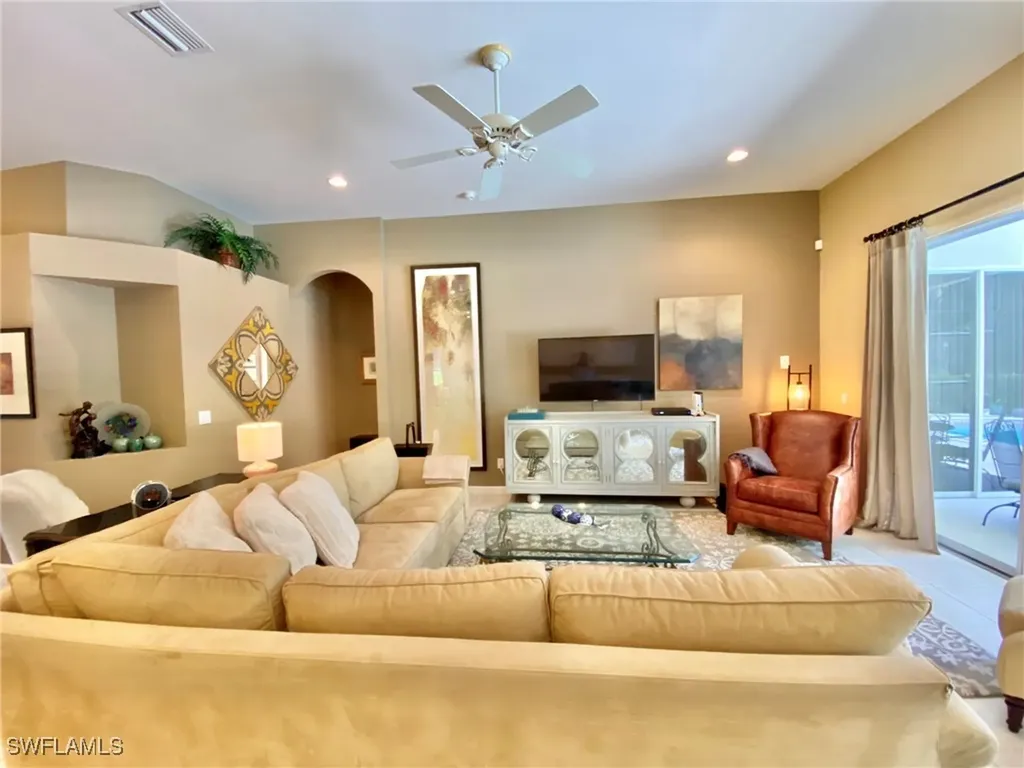 15590 Vallecas Lane Naples FL 34110